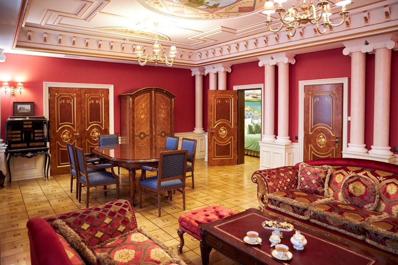 Trezzini Palace Boutique Hotel Saint Petersburg Room photo